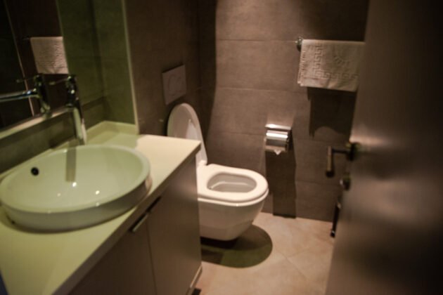 Deluxe Studio - Image 7